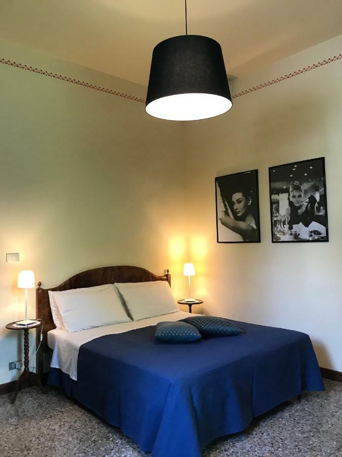 La Sosta Fuori Stazione Bed and Breakfast Brescello Exteriör bild