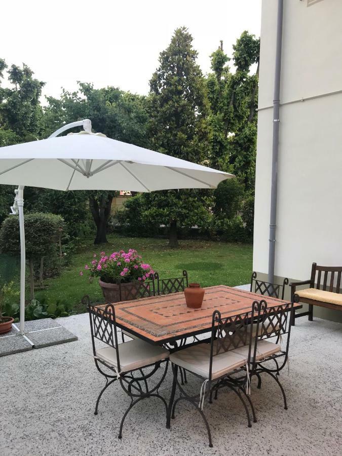 La Sosta Fuori Stazione Bed and Breakfast Brescello Exteriör bild